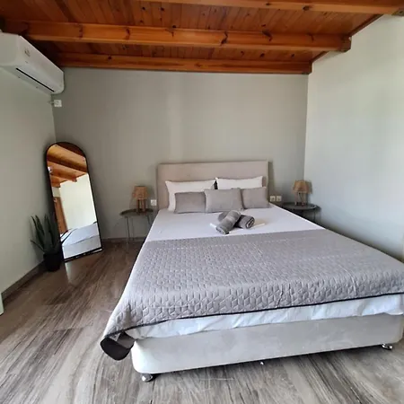 Georgia's Family House - Kalamata Centre דירה סלוניקי