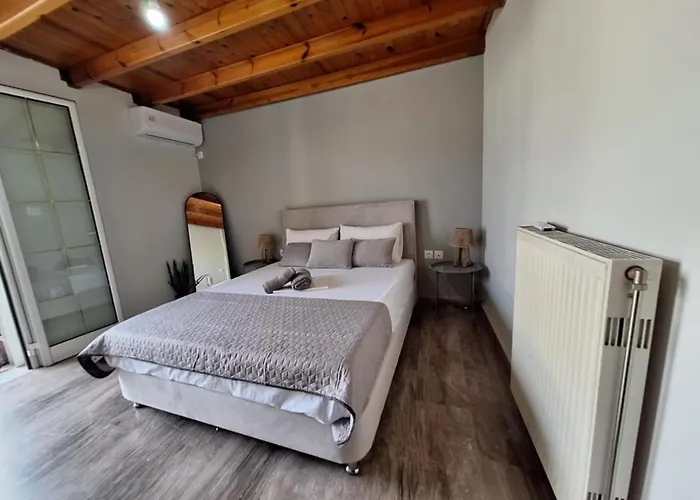 Daire Georgia's Family House - Kalamata Centre *