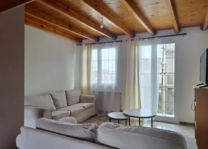 Georgia's Family House - Kalamata Centre Selanik