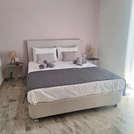 Georgia's Family House - Kalamata Centre Apartmán Soluň