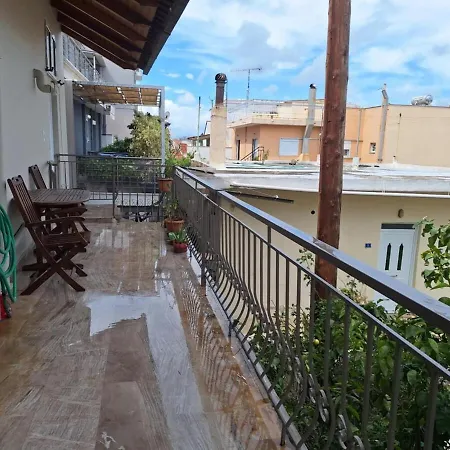 Georgia's Family House - Kalamata Centre Διαμέρισμα