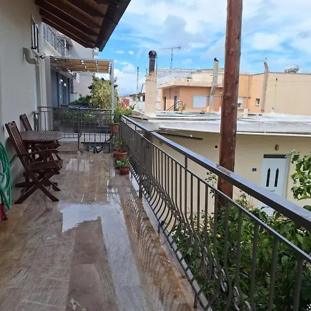Georgia's Family House - Kalamata Centre Soluň