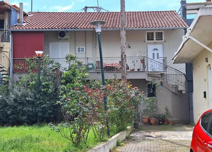 Georgia's Family House - Kalamata Centre 塞萨洛尼基